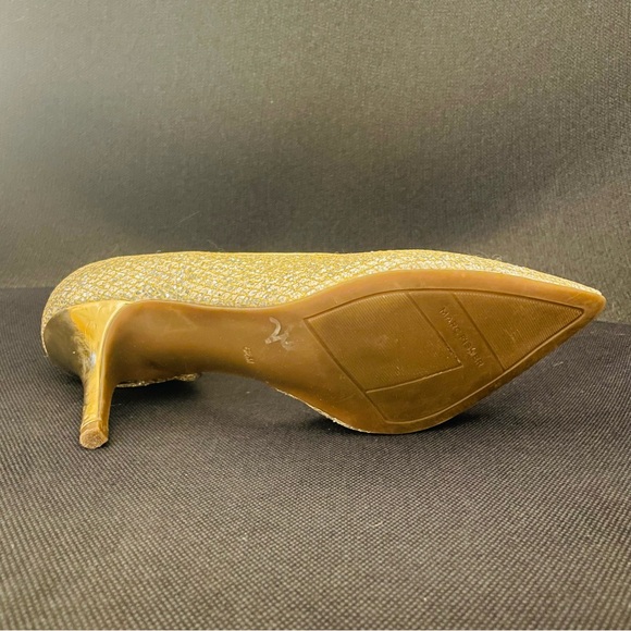 Marc Fisher Women’s Heels - Picture 4 of 11